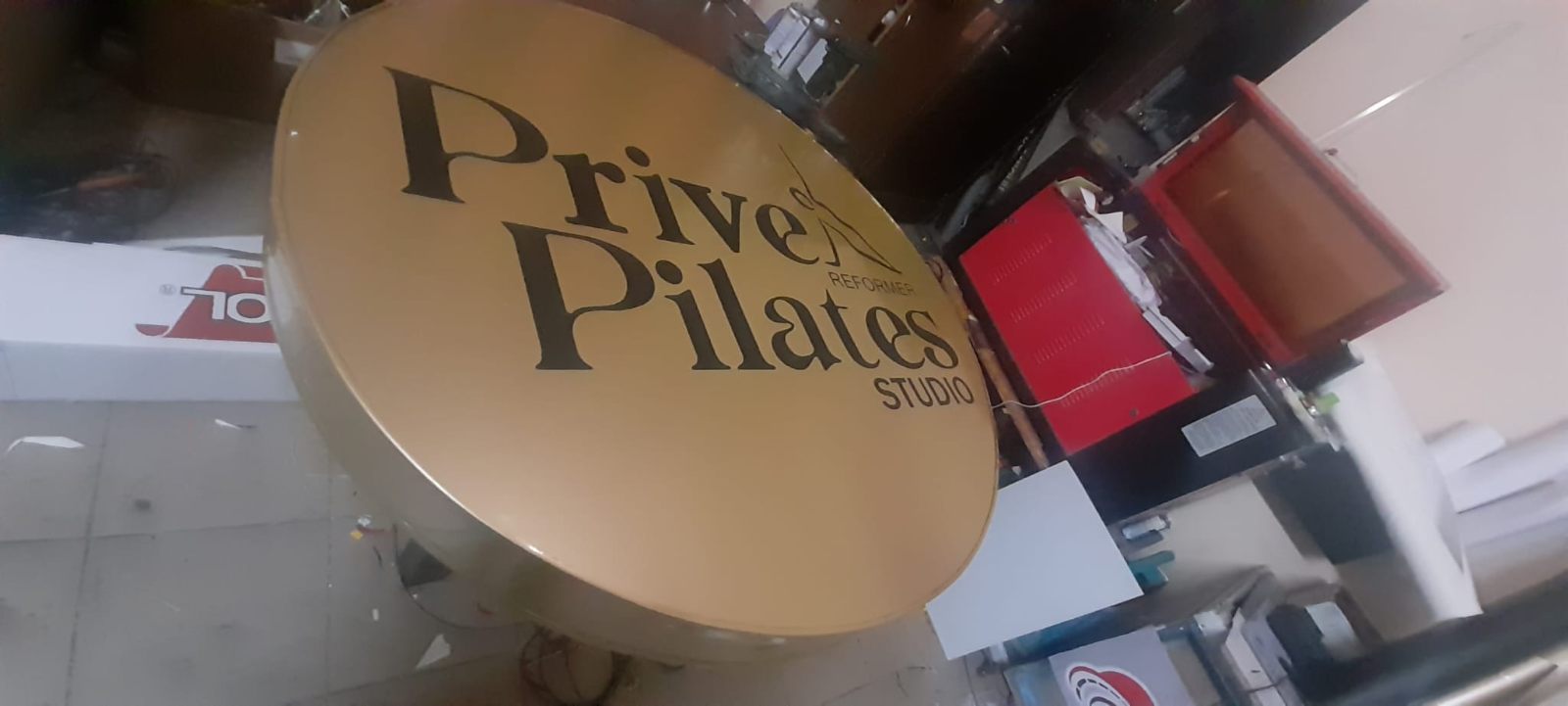 Caseta luminoasa publicitara - personalizata