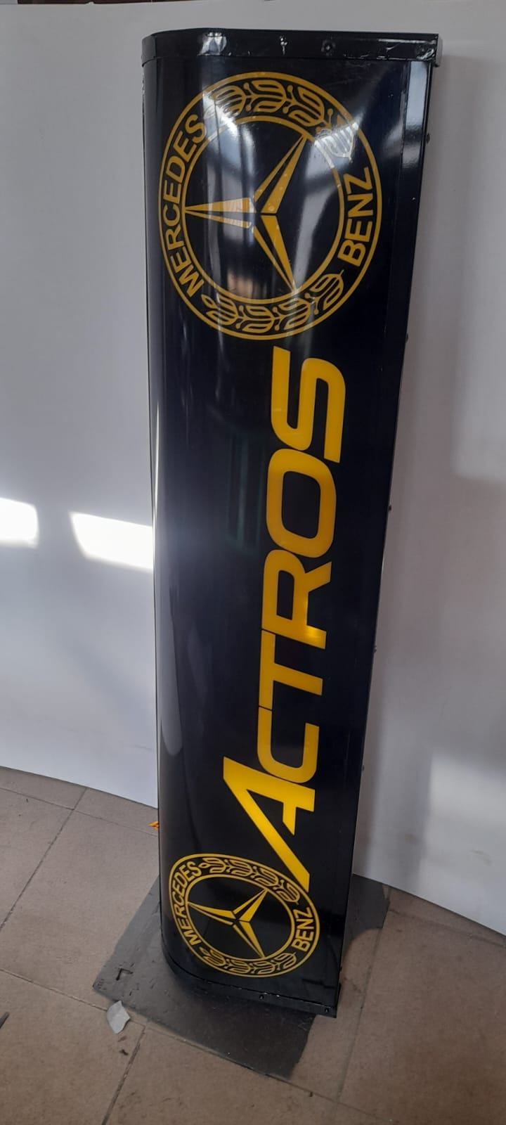 Caseta luminoasa camion alternate view